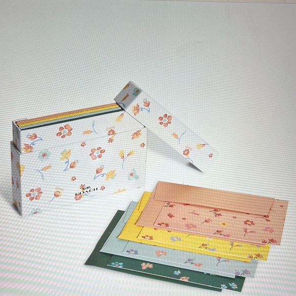 ๐ผ๐ธ๐บ COACH BOXED NOTECARDS ๐ผ๐ธ๐บ - Picture 6 of 16
